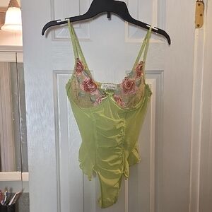 Elegant Lime Green Lace Chemise